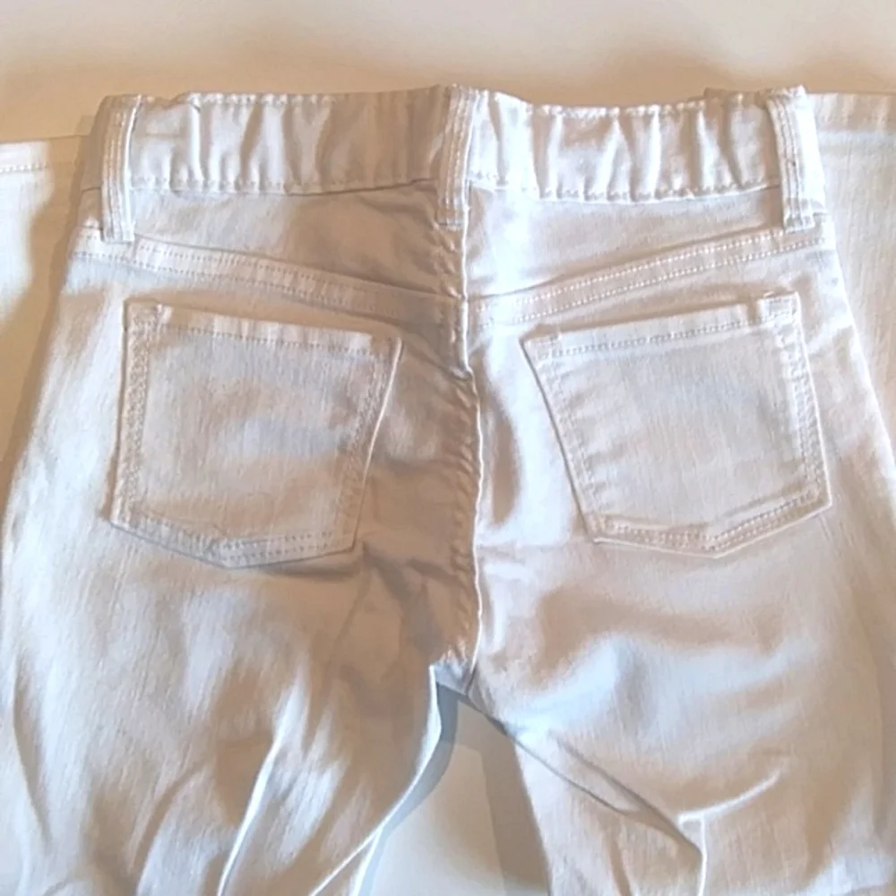Old Navy | White Denim Jeans | 7 | Narrow Leg Classic Summer Adjustable Waist